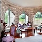 Rockhill House Hotel 4*