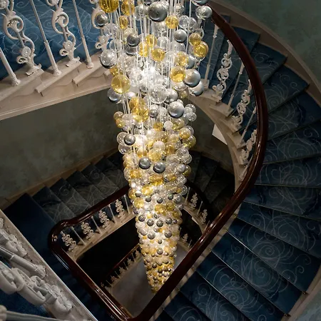 Rockhill House Hotel 4*