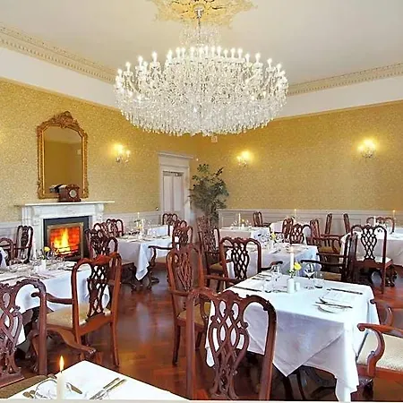 Rockhill House 4*