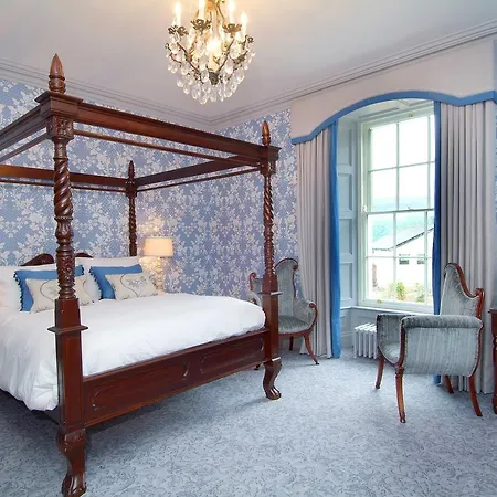 Rockhill House 4*